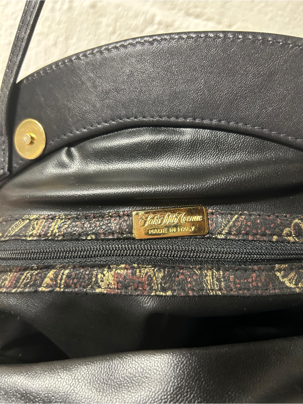 Saks Fifth Avenue Vintage Leather Frame Crossbody Bag, Made In Italy, Euc — image 4 of 8